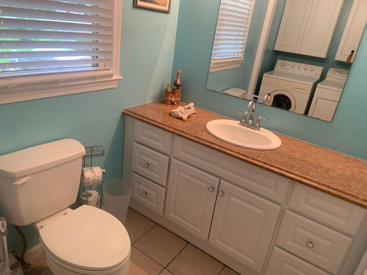Cheerful Two Bedroom House 1.5 Miles From Beach. Myrtle Beach Zewnętrze zdjęcie