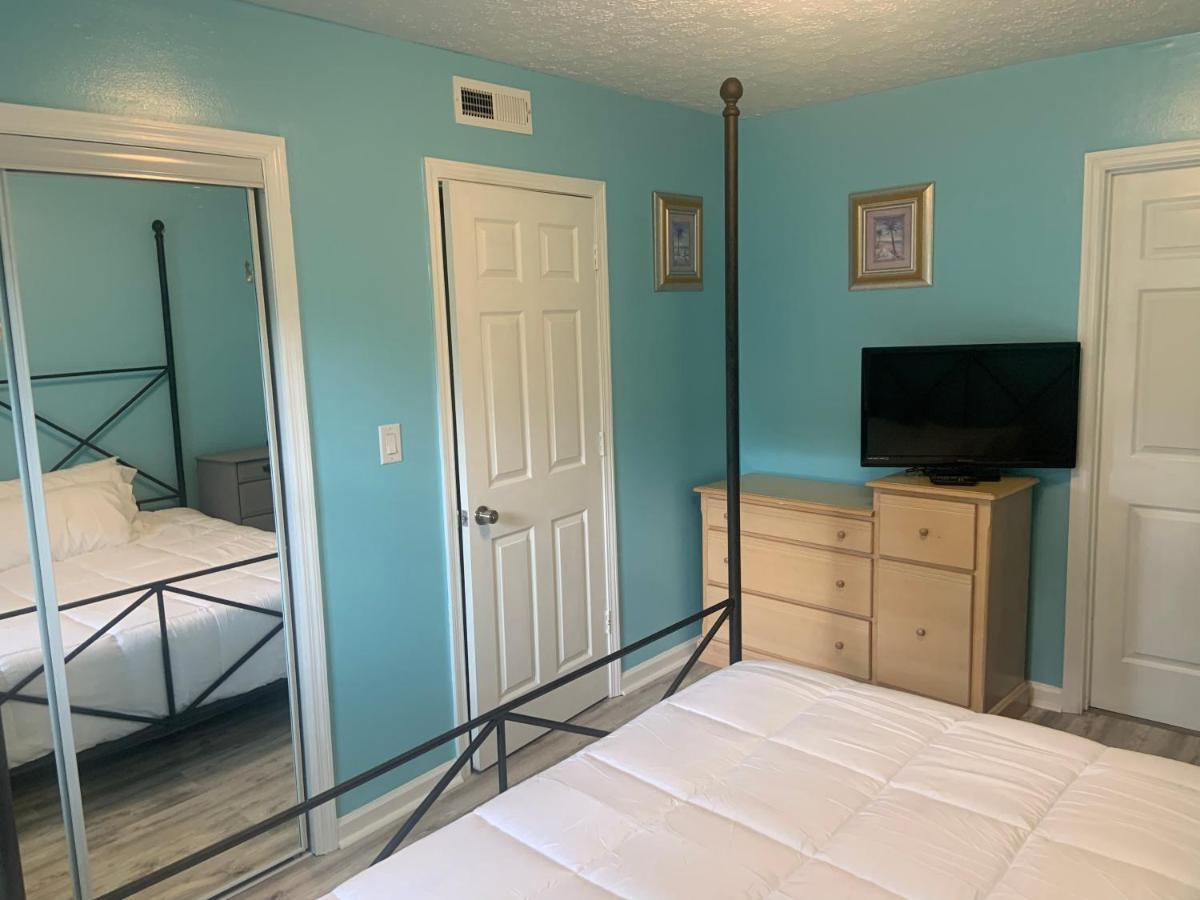 Cheerful Two Bedroom House 1.5 Miles From Beach. Myrtle Beach Zewnętrze zdjęcie